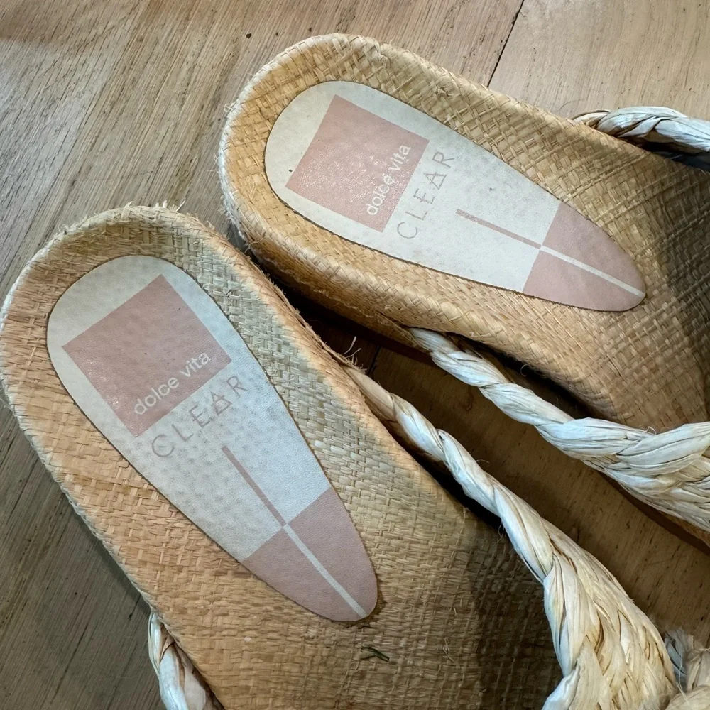 Dolce Vita Clear Women's Woven Sandals in Cream raffia